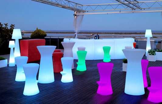 Mobilier lumineux en location